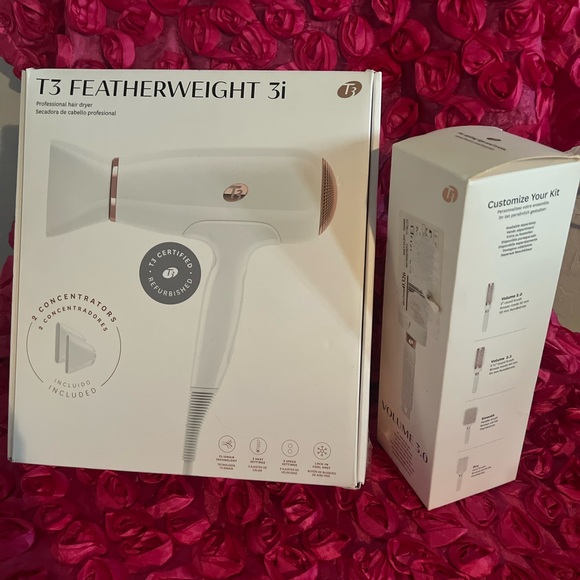 T3 Other - Combo 💕 T3 Featherweight 3i Professional Ionic Hair Dryer - White (76800)
